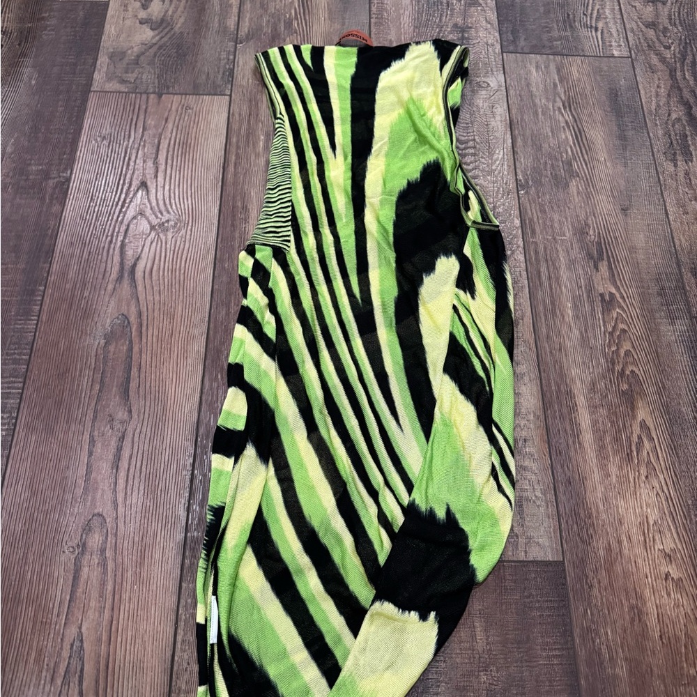 Missoni Spring 2022 Asymmetrical Lime Green and Black Top - Picture 6 of 6